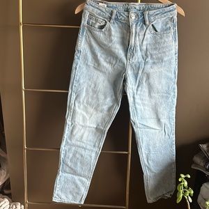 American Eagle Strigid Jeans